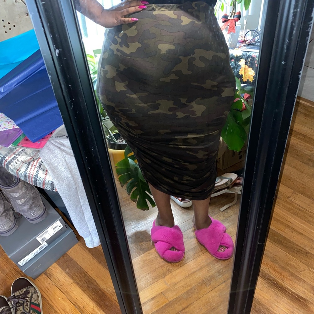 Ruched Camouflage Skirt 22/24